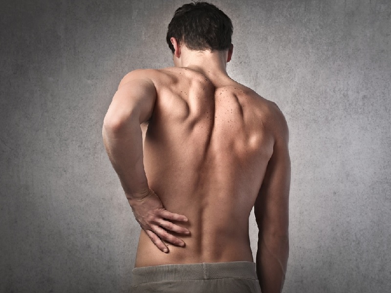 Triệu chứng đau lưng ở thanh niên