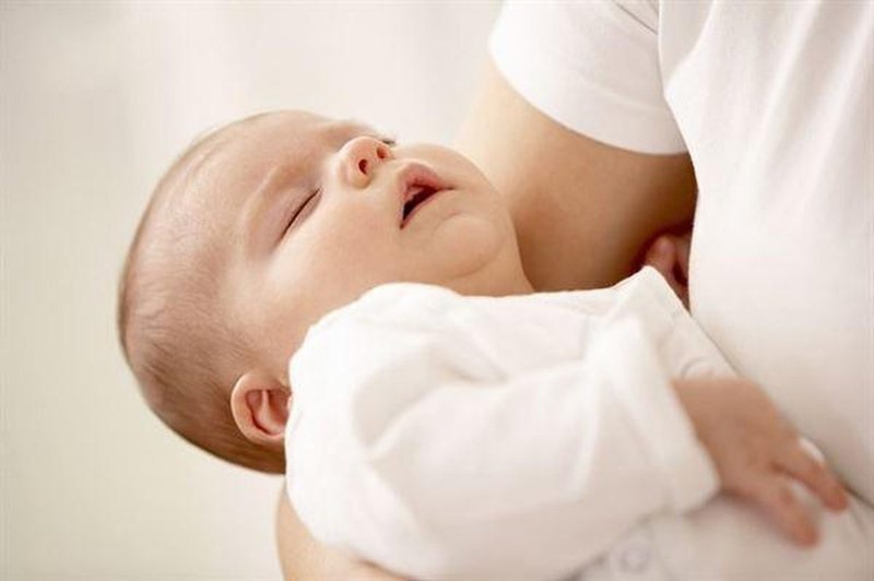 Dấu hiệu nhận biết viêm phổi ở trẻ sơ sinh